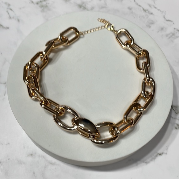 Fashion Nova Can’t Buy Class Necklace - Picture 6 of 9